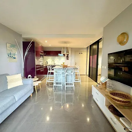 Apartament Havre De Paix Avec Terrasse Acces Piscine, Parking *